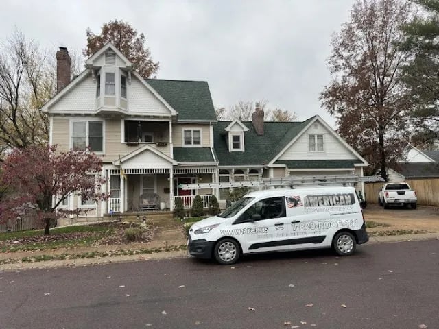 Reidential roofer