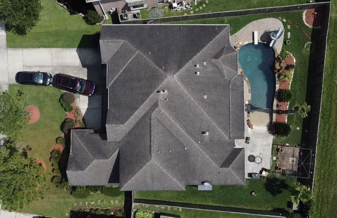 Roof before replacement project 4