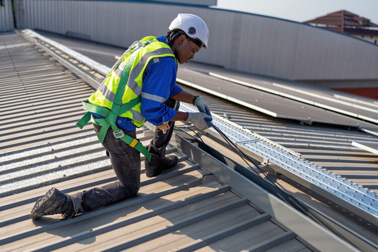 commercial roof repair